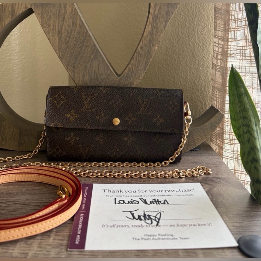 💲🤑Louis Vuitton Monogram Pochette Wallet added Shoulder Chain + Vachetta Strap